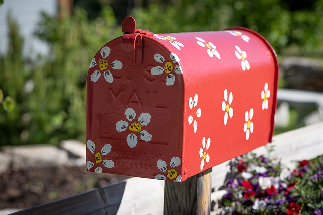 Proofing Your Mailbox Against Identity Theft